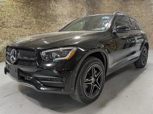 2022 Mercedes-Benz GLC 300