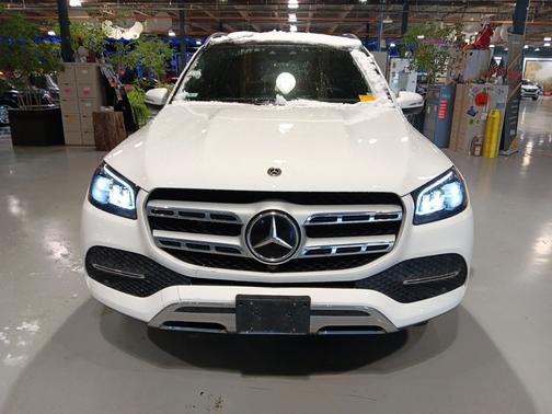 2023 Mercedes-Benz GLS 450 
