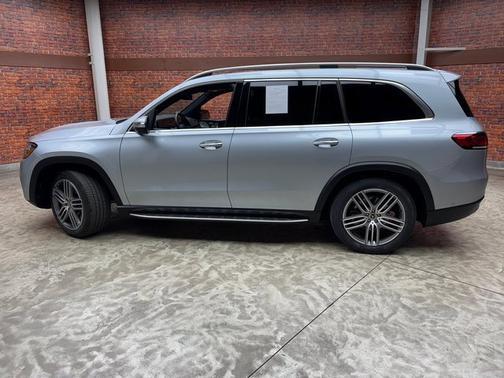 2022 Mercedes-Benz GLS 450 