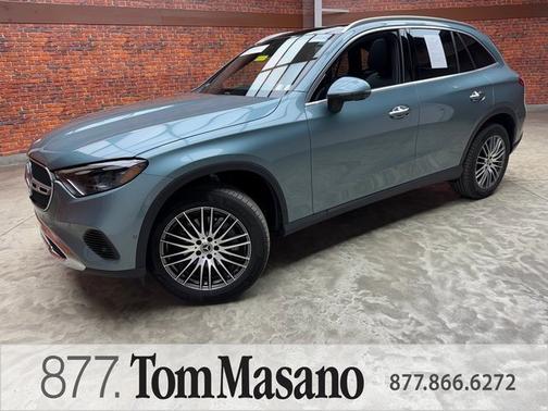 2025 Mercedes-Benz GLC 300 