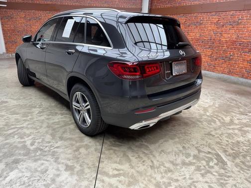 2022 Mercedes-Benz GLC 300