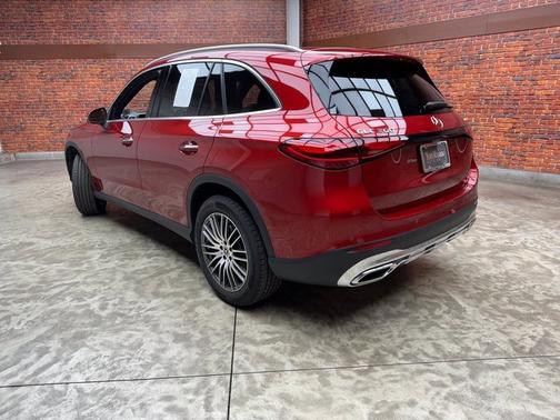 2023 Mercedes-Benz GLC 300 4MATIC