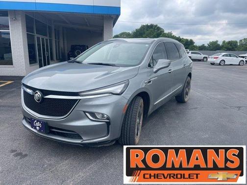 2023 Buick Enclave Essence