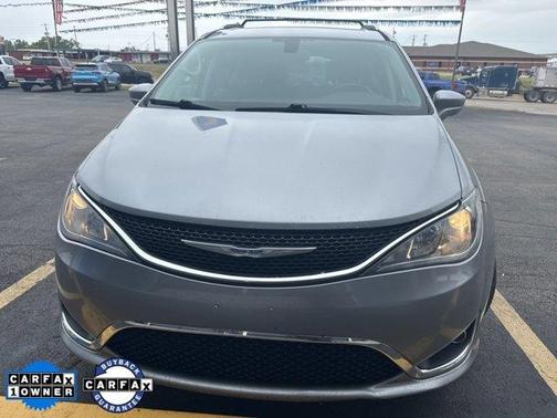 2018 Chrysler Pacifica Touring-L