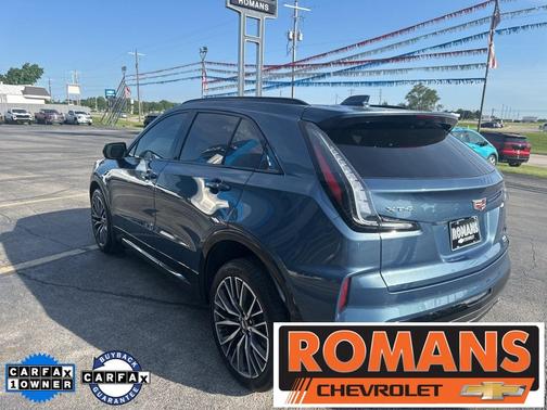 2024 Cadillac XT4 Sport