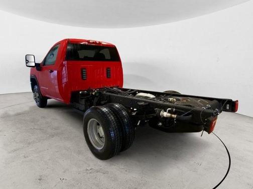 2026 GMC Sierra 3500 Pro