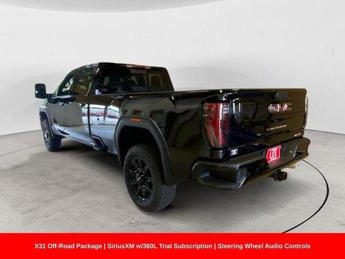2025 GMC Sierra 3500 AT4