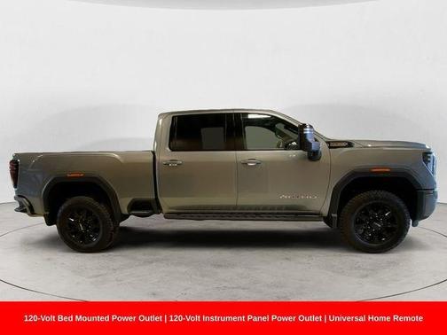 2025 GMC Sierra 2500 AT4