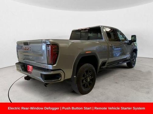 2025 GMC Sierra 2500 AT4
