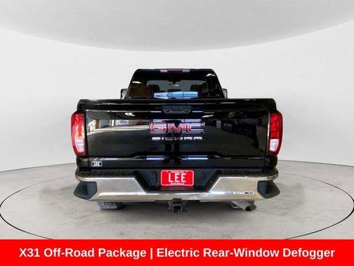 2022 GMC Sierra 2500 Pro