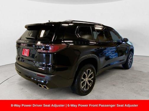 2025 GMC Acadia AT4