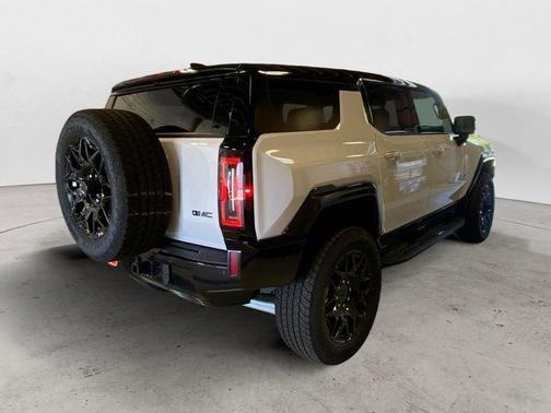 2026 GMC HUMMER EV SUV 2X