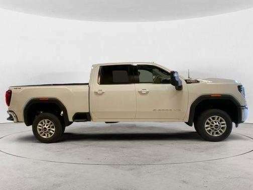 2026 GMC Sierra 2500 SLE