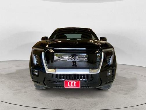 2025 GMC Sierra EV Denali