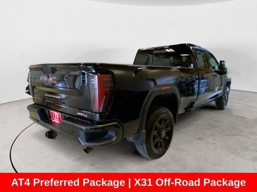 2024 GMC Sierra 2500 AT4