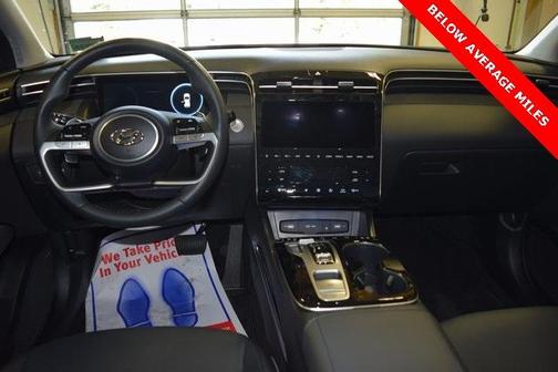 Photo 2 of 36 of 2022 Hyundai Tucson Limited