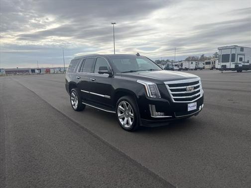 2017 Cadillac Escalade Luxury