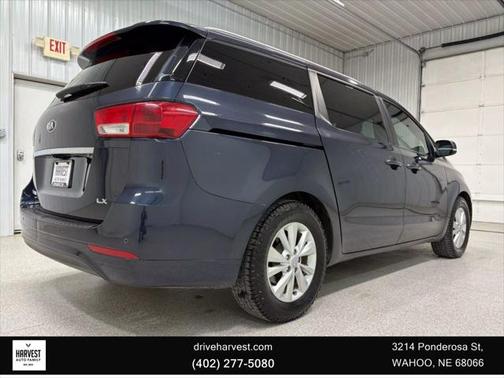 2016 Kia Sedona LX