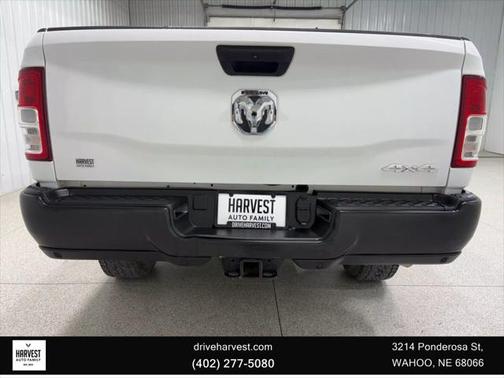 2022 RAM 3500 Tradesman Crew Cab 4x4 8' Box