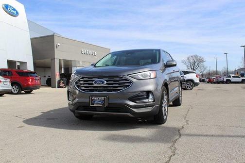2022 Ford Edge Titanium