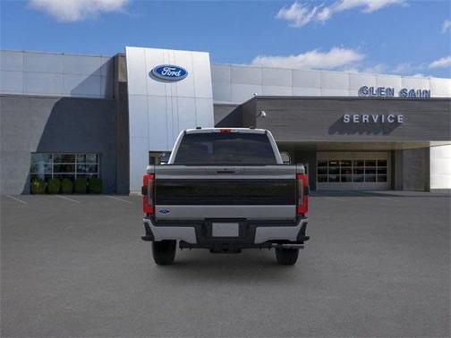 2025 Ford F-250 Platinum