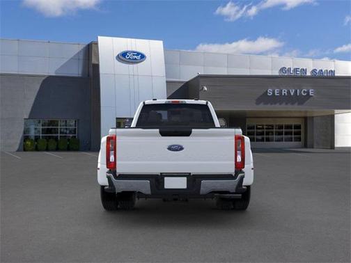 2025 Ford F-350 DRW