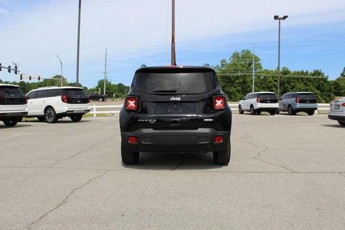 Black Clearcoat 2019 Jeep Renegade Latitude