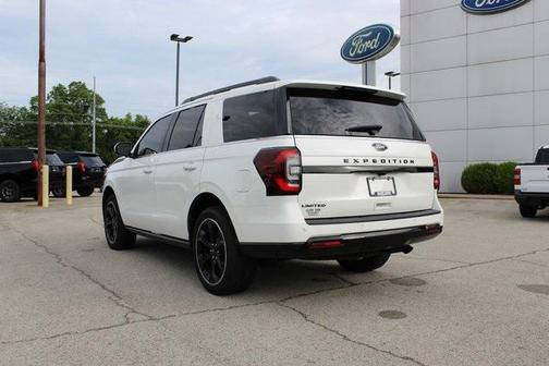 Star White Metallic Tri-Coat 2022 Ford Expedition Limited