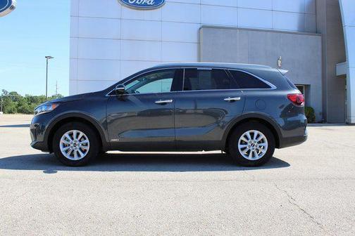 Gravity Grey 2019 Kia Sorento LX