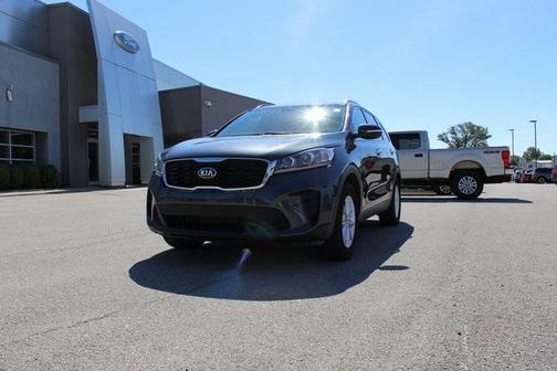 Gravity Grey 2019 Kia Sorento LX