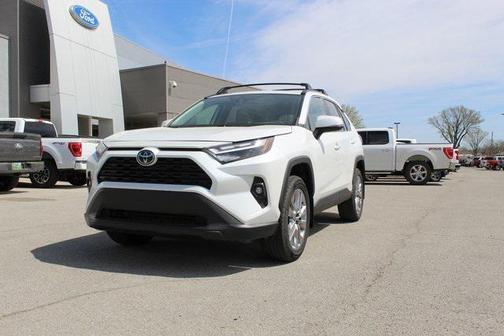 2023 Toyota RAV4 XLE Premium