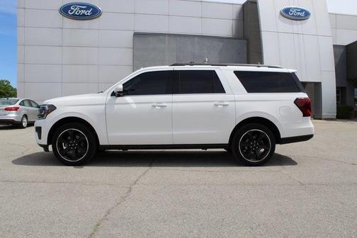 Star White Metallic Tri-Coat 2024 Ford Expedition Max Limited