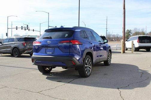 2023 Toyota Corolla Cross XLE