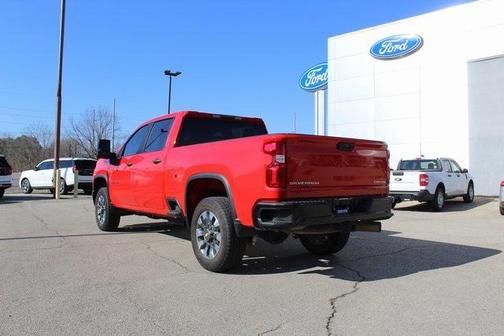2024 Chevrolet Silverado 2500 Custom