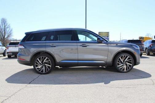 2025 Lincoln Aviator Reserve AWD