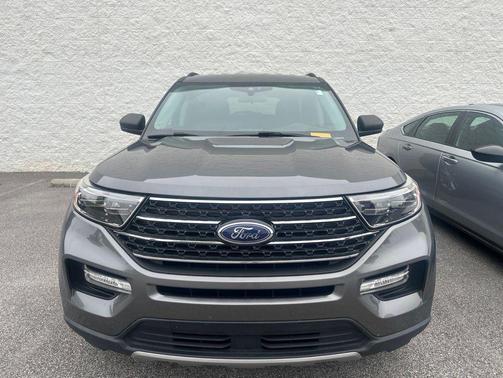 Carbonized Gray Metallic 2021 Ford Explorer XLT
