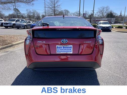 2016 Toyota Prius Three