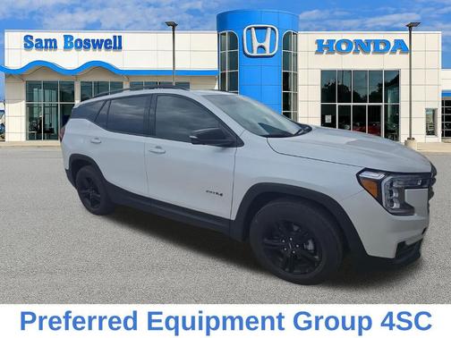 White Frost Tricoat 2022 GMC Terrain AWD AT4