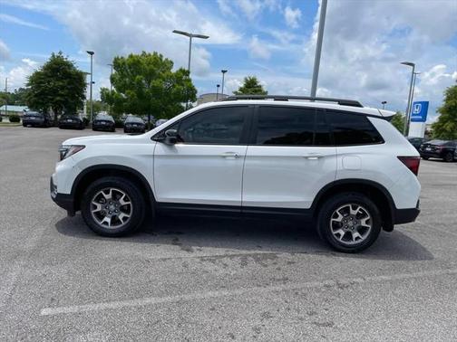 2023 Honda Passport AWD TrailSport