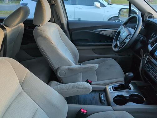 2016 Honda Pilot EX