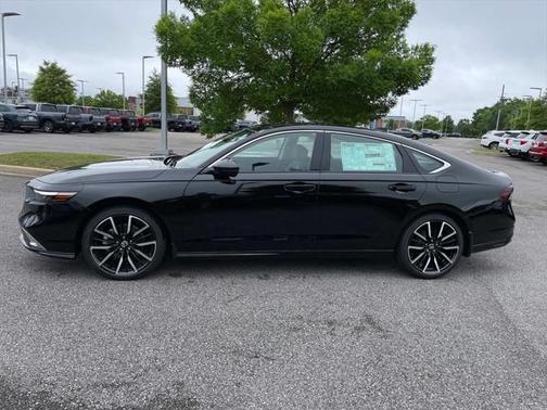 2025 Honda Accord Hybrid Touring