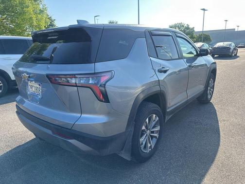 Sterling Gray Metallic 2026 Chevrolet Equinox 1LT