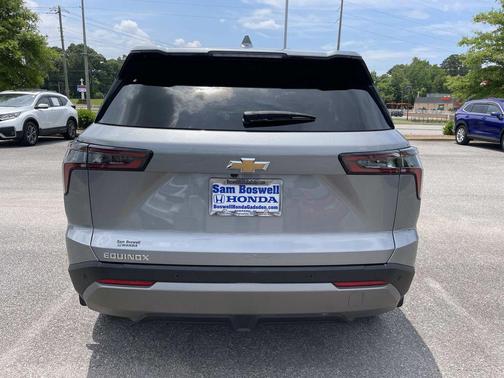 Sterling Gray Metallic 2026 Chevrolet Equinox 1LT