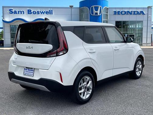 2024 Kia Soul LX