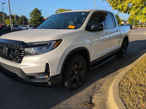 2024 Honda Ridgeline Black
