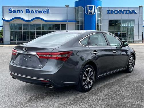 2016 Toyota Avalon Limited