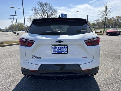 Iridescent Pearl Tricoat 2022 Chevrolet Blazer RS