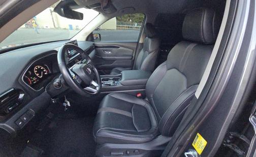 2023 Honda Pilot 2WD EX-L 8 Passenger