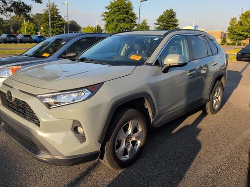 2019 Toyota RAV4 XLE