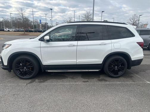 2021 Honda Pilot AWD Black Edition